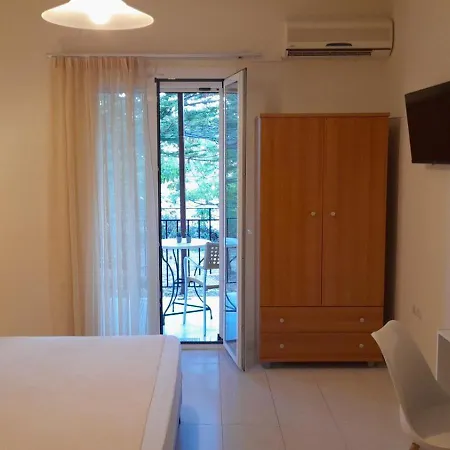 Anabelis & Apartmán Katelios