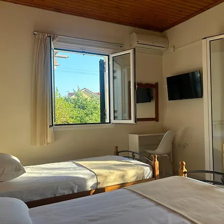 Anabelis & Apartamento Katelios